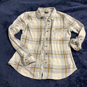 Long sleeve plaid stretchy blouse.